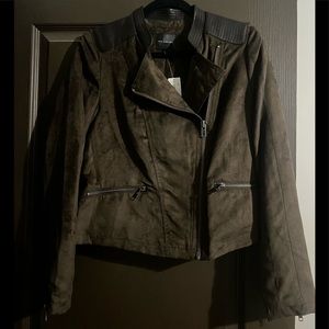 ♥️NWT♥️The Limited Vegan leather and suede jacket